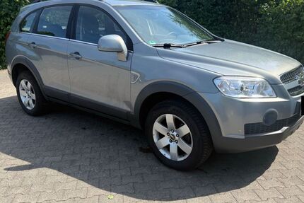 Chevrolet Captiva 104.000 km 6.499 &euro; Düren 52355