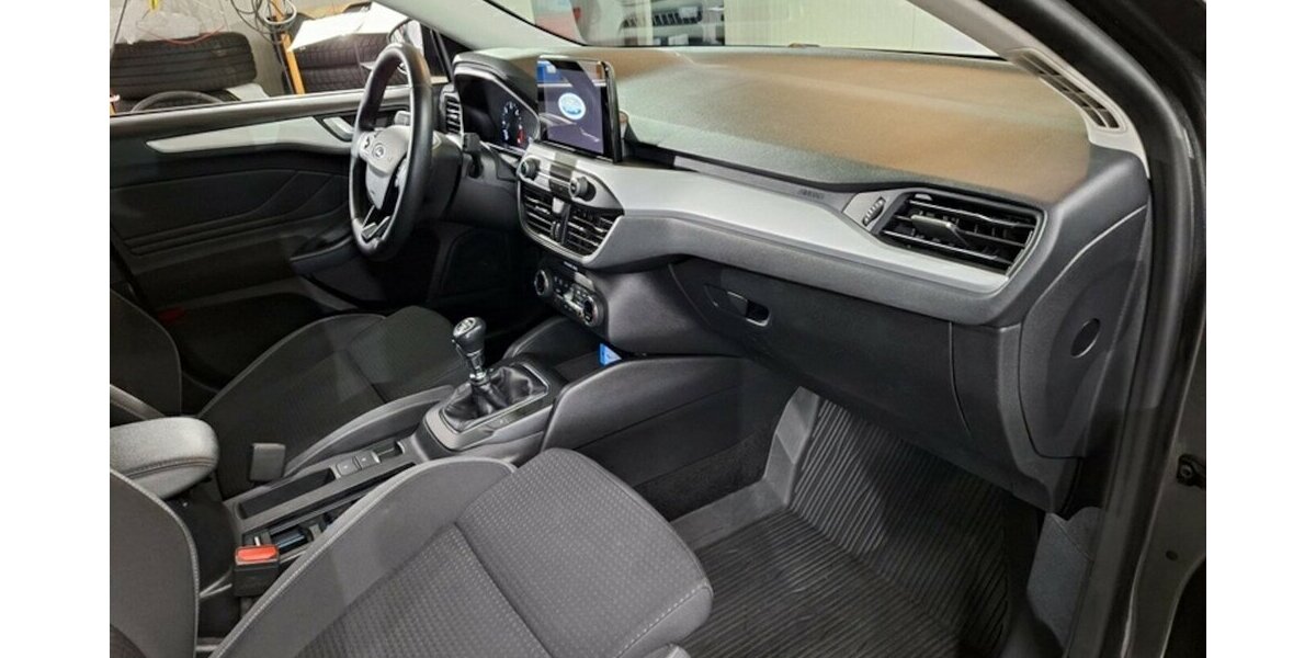 Ford Focus Navi+Temp+Sitzh+Spurh+CarPlay+6xServ+1H+E6 93.000 km 11.250 &euro; Erftstadt 50374
