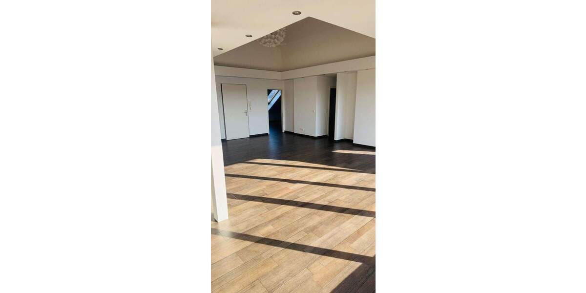 Etagenwohnung Euskirchen Innenstadt - 4 Zimmer, 134 m&sup2;, 429.000&euro; | Angebot:25773763