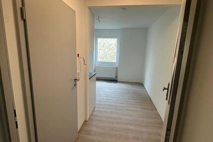 Wohnung Köln Nippes - 1 Zimmer, 25 m&sup2;, 880&euro; | Angebot:25861336