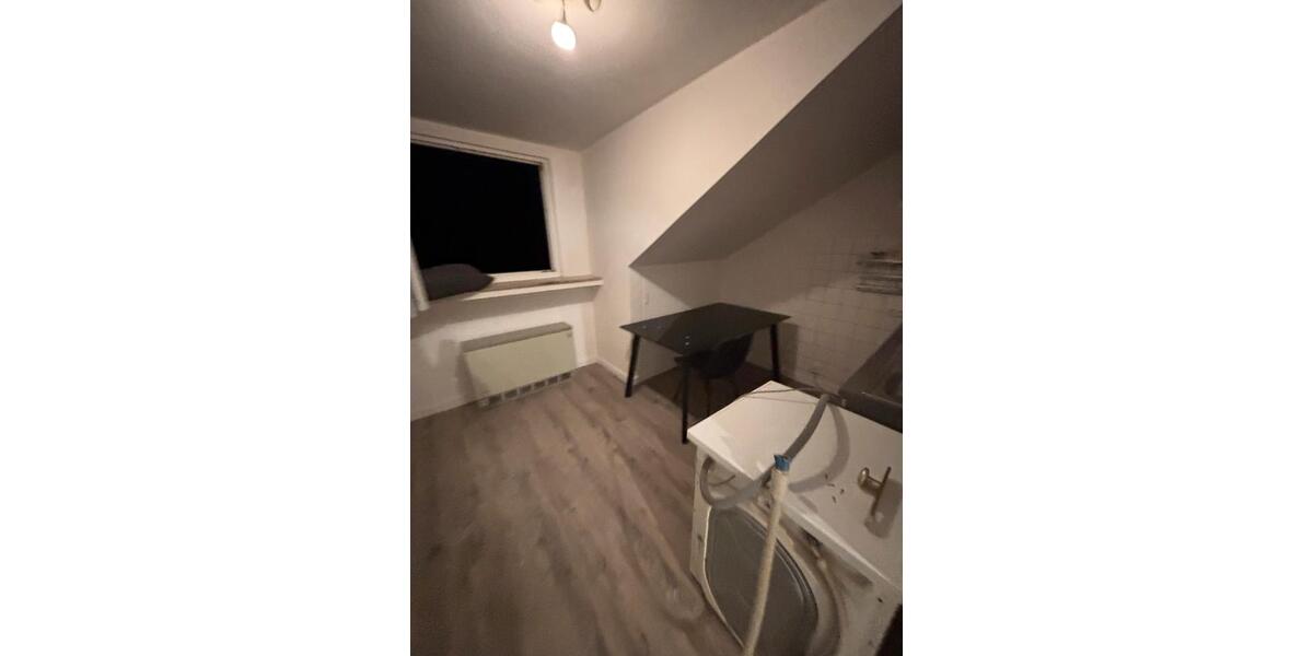 Dachgeschoßwohnung Köln Ehrenfeld - 1 Zimmer, 54 m&sup2;, 890&euro; | Angebot:25363527