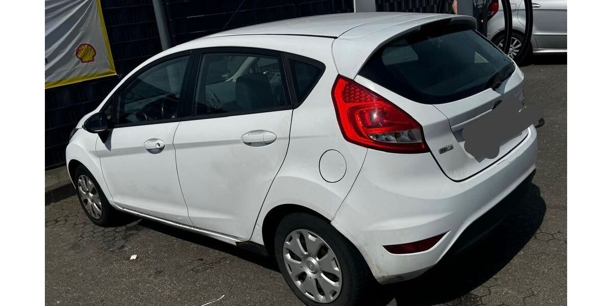 Ford Fiesta 244.000 km 2.900 &euro; Bergheim 50126