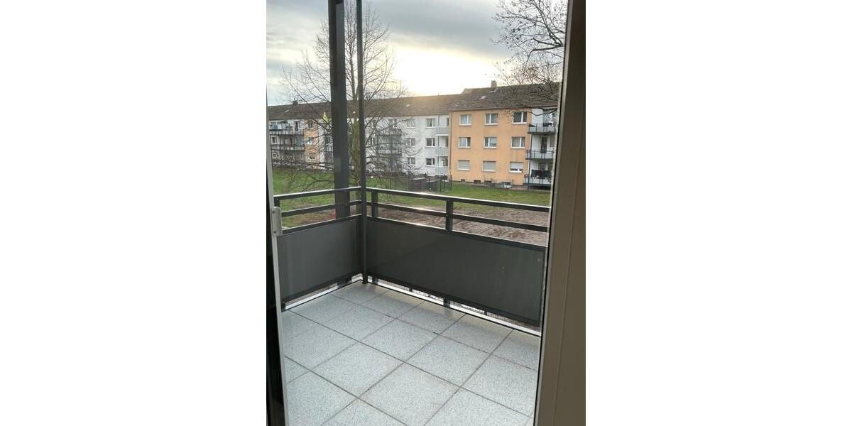 Etagenwohnung Köln Kalk - 2 Zimmer, 52 m&sup2;, 914&euro; | Angebot:26016466