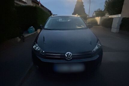 VW Golf 305.000 km 2.700 &euro; Niederkassel 53859