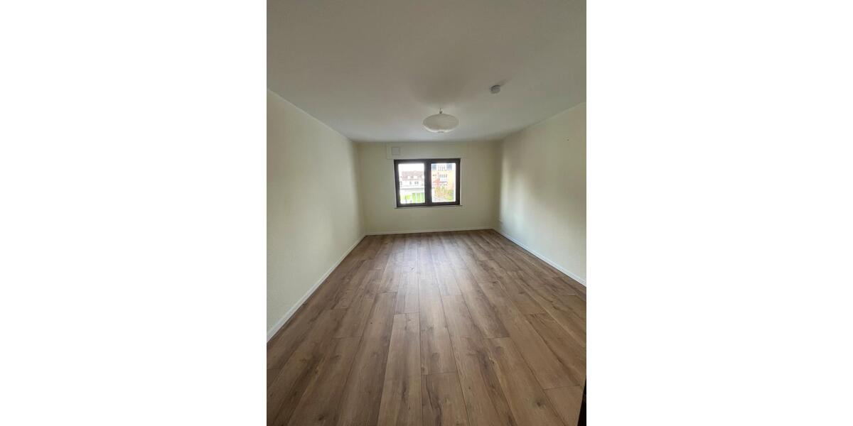 Maisonettenwohnung Euskirchen - 4 Zimmer, 158 m&sup2;, 1.870&euro; | Angebot:25751664