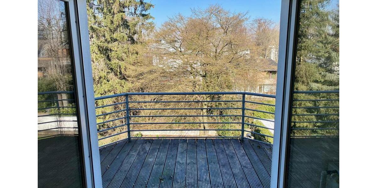 Dachgeschoßwohnung Köln Rodenkirchen - 2 Zimmer, 68 m&sup2;, 950&euro; | Angebot:26005619