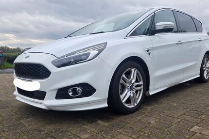 Ford S-Max 124.800 km 15.000 &euro; Niederkassel 53859