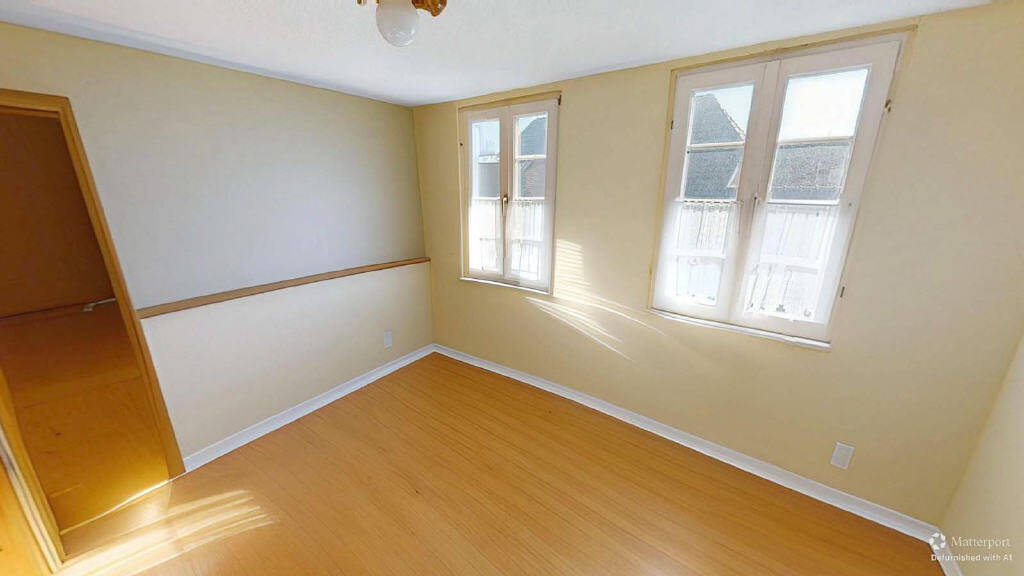 Einfamilienhaus Erftstadt-Friesheim Lechenich - 6 Zimmer, 174 m&sup2;, 279.000&euro; | Angebot:25986366