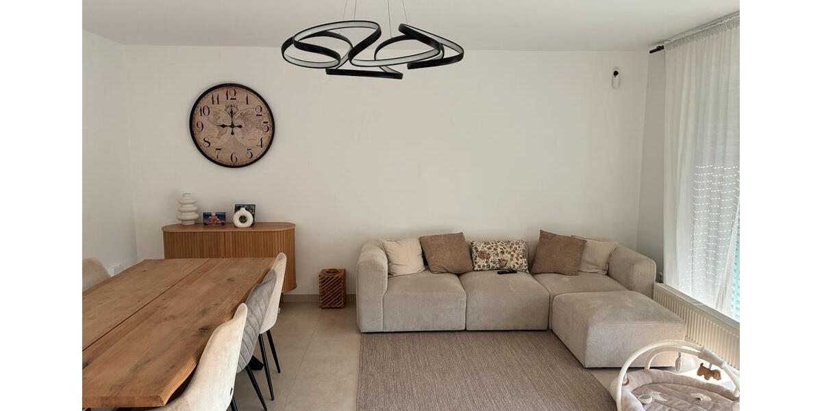 Etagenwohnung Kerpen Buir - 3 Zimmer, 94 m&sup2;, 1.500&euro; | Angebot:25408476