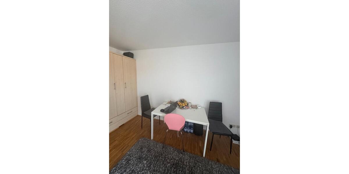 Dachgeschoßwohnung Köln Rodenkirchen - 1 Zimmer, 30 m&sup2;, 750&euro; | Angebot:25857363