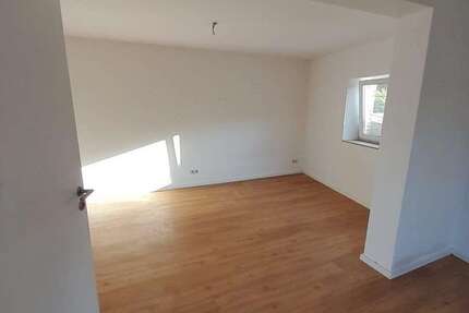 Haus Jülich - 1 Zimmer, 40 m&sup2;, 395&euro; | Angebot:27385243