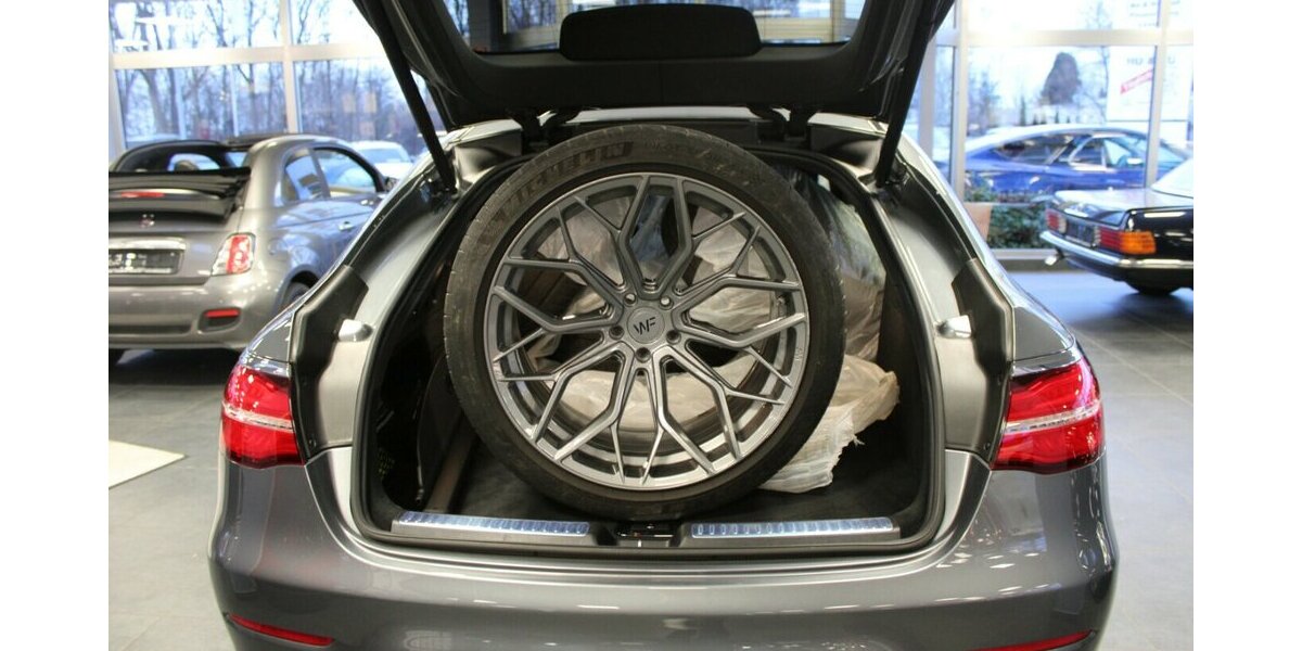 Mercedes-Benz GLC 63 AMG Coupe 4Matic+ AMG Speedshift MCT - 8-fa 47.890 km 51.980 &euro; Euskirchen 53881