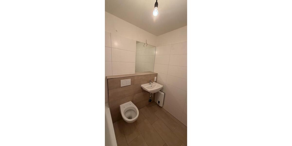 Etagenwohnung Köln Mülheim - 3 Zimmer, 86 m&sup2;, 1.550&euro; | Angebot:25646361