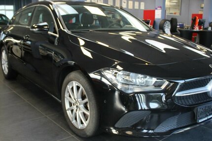 Mercedes-Benz CLA 180 Shooting Brake 7G-DCT Navi - BT. - Shz. 66.681 km 21.980 &euro; Euskirchen 53881