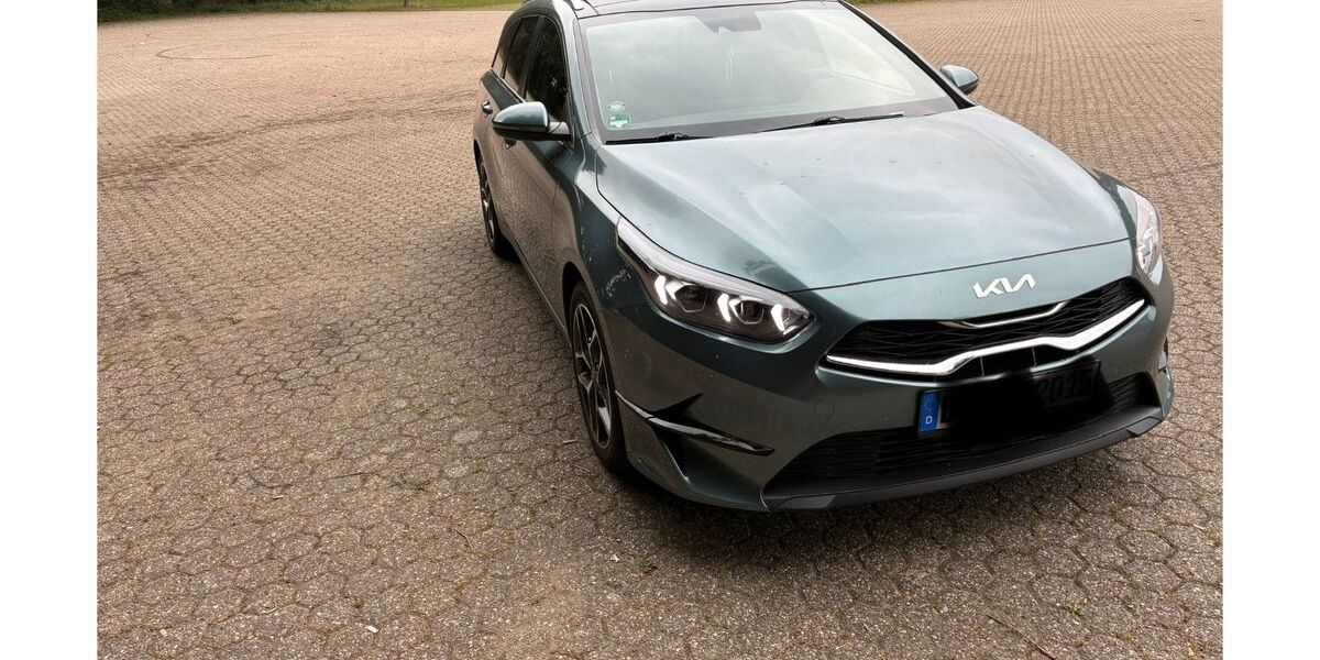 Kia ceed Sportswagon 37.000 km 22.999 &euro; Bergheim 50129