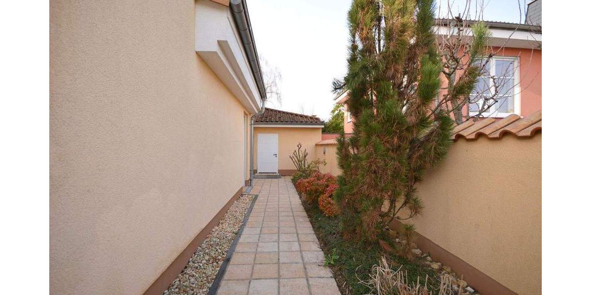 Einfamilienhaus Köln Widdersdorf - 5 Zimmer, 233 m&sup2;, 1.595.000&euro; | Angebot:25822087