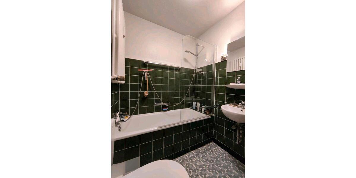 Hochparterre Köln Nippes - 2 Zimmer, 38 m&sup2;, 140.000&euro; | Angebot:26825634