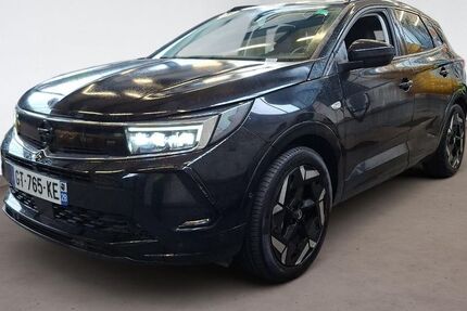 Opel Grandland (X) 4.940 km 25.950 &euro; Bornheim 53332