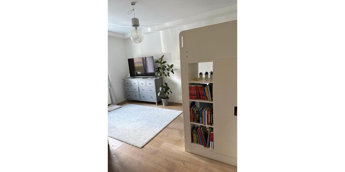 Erdgeschoßwohnung Köln Nippes - 3.5 Zimmer, 89 m&sup2;, 2.050&euro; | Angebot:25307062