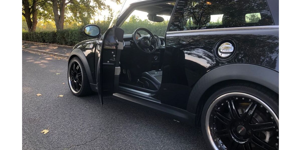 Mini Cooper S 64.200 km 11.400 &euro; Düren 52355