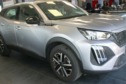 Peugeot 2008 PureTech 130 EAT8 Style 3.269 km 18.980 &euro; Euskirchen 53881