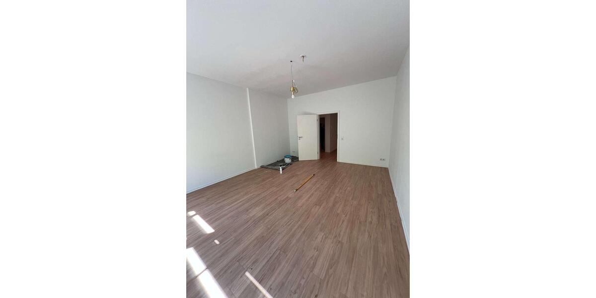 Etagenwohnung Köln Lindenthal - 3 Zimmer, 115 m&sup2;, 1.265&euro; | Angebot:25646825