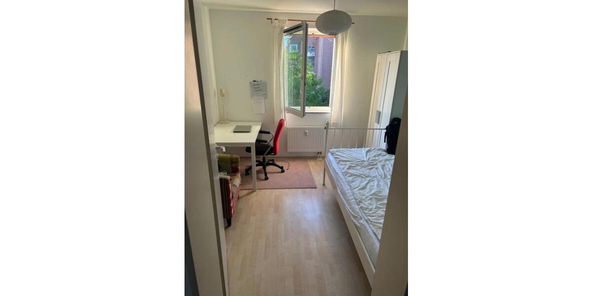 Etagenwohnung Köln Nippes - 1 Zimmer, 11 m&sup2;, 500&euro; | Angebot:25645308