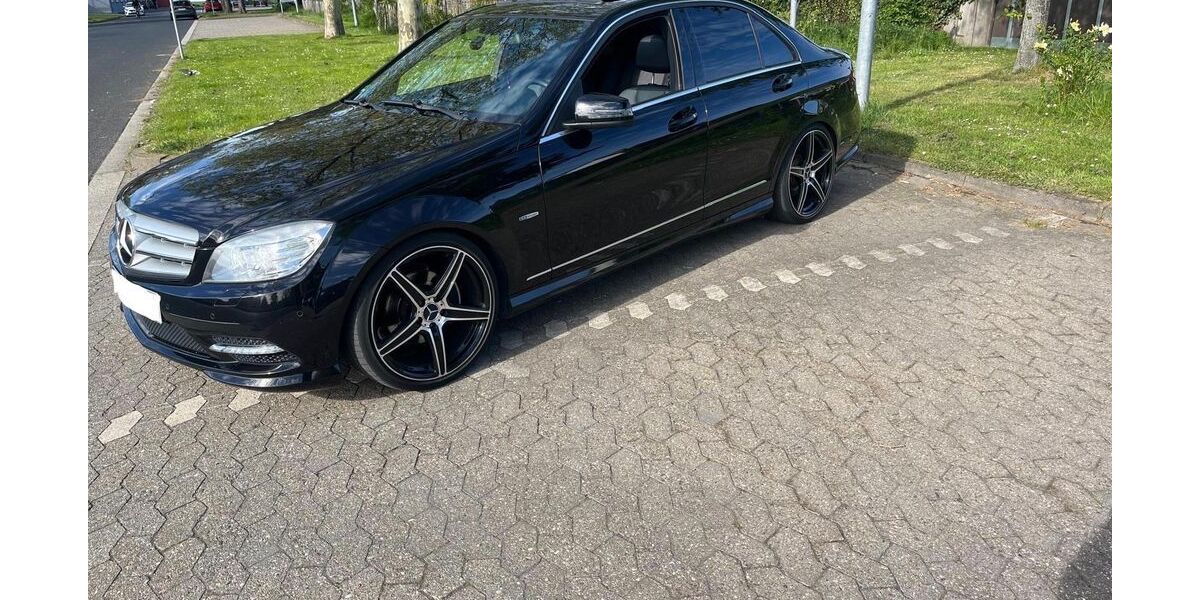 Mercedes-Benz C 250 188.000 km 7.900 &euro; Euskirchen 53879