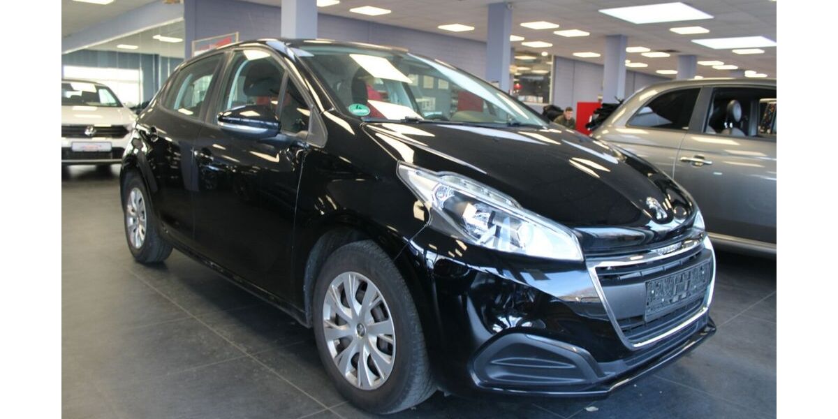 Peugeot 208 110.414 km 6.980 &euro; Euskirchen 53881