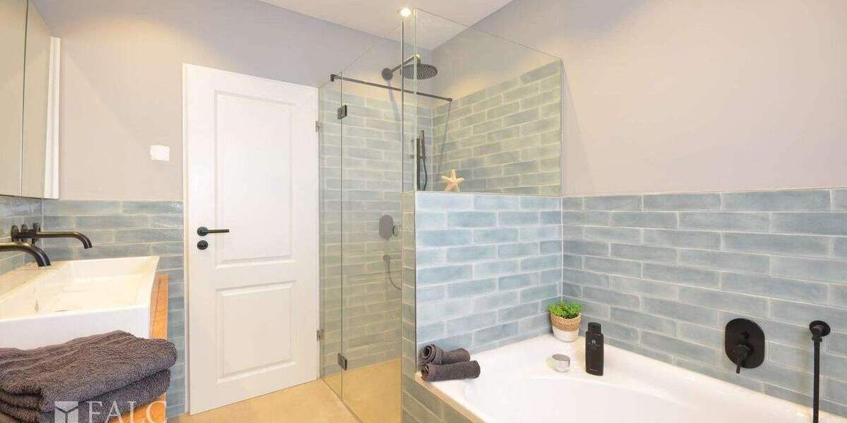 Einfamilienhaus Pulheim - 6 Zimmer, 235 m&sup2;, 699.000&euro; | Angebot:25743071