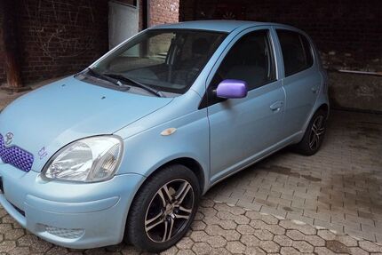 Toyota Yaris 175.592 km 2.700 &euro; Rommerskirchen 41569