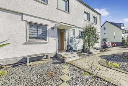 Haus Niederkassel - 5 Zimmer, 123 m&sup2;, 475.000&euro; | Angebot:25834678