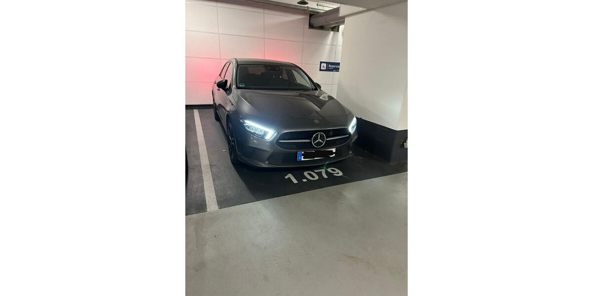 Mercedes-Benz A 180 65.000 km 23.000 &euro; Köln 50823