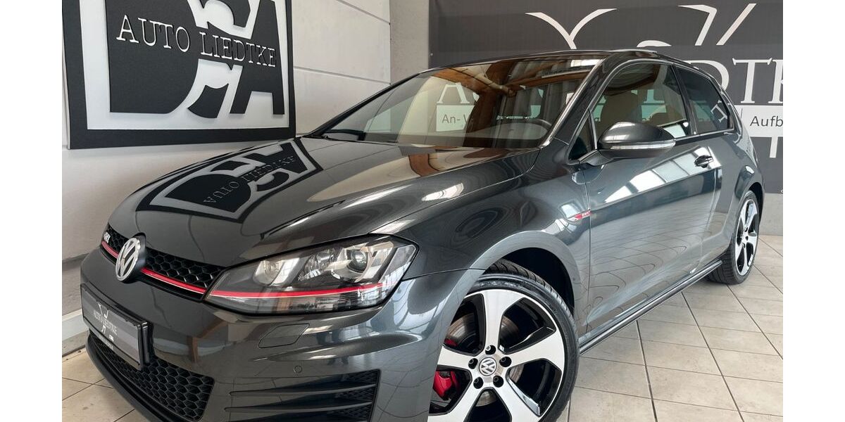 VW Golf 94.000 km 16.999 &euro; Jülich 52428