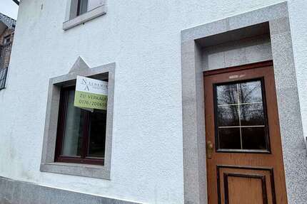 Haus Inden - 10 Zimmer, 254 m&sup2;, 230.000&euro; | Angebot:21406896