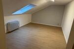 Dachgeschoßwohnung Grevenbroich - 2.5 Zimmer, 96 m&sup2;, 720&euro; | Angebot:25057385