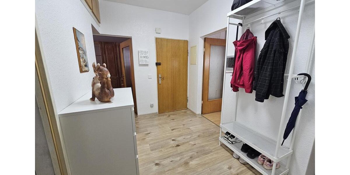 Erdgeschoßwohnung Köln Mülheim - 3 Zimmer, 80 m&sup2;, 1.550&euro; | Angebot:25947617