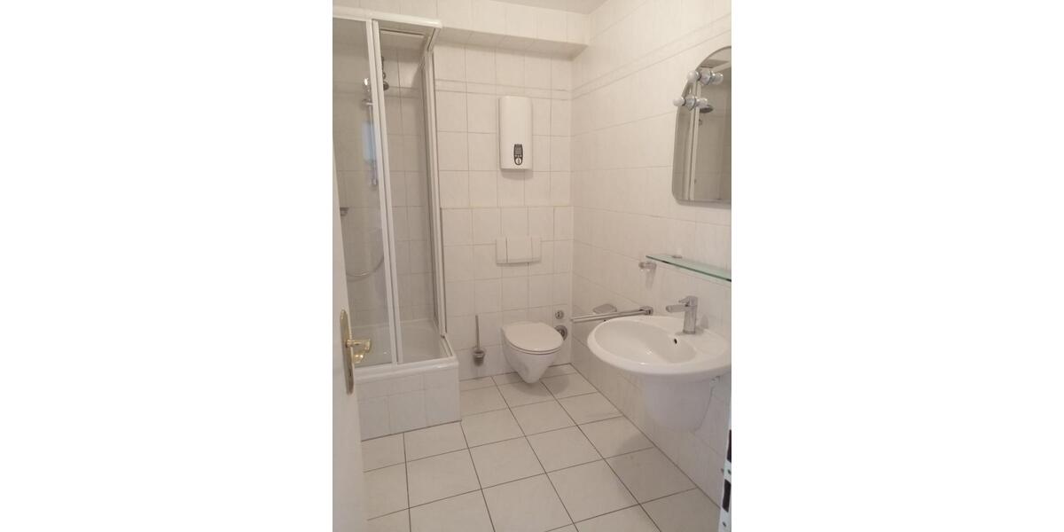 Etagenwohnung Elsdorf - 2 Zimmer, 64 m&sup2;, 670&euro; | Angebot:25376623