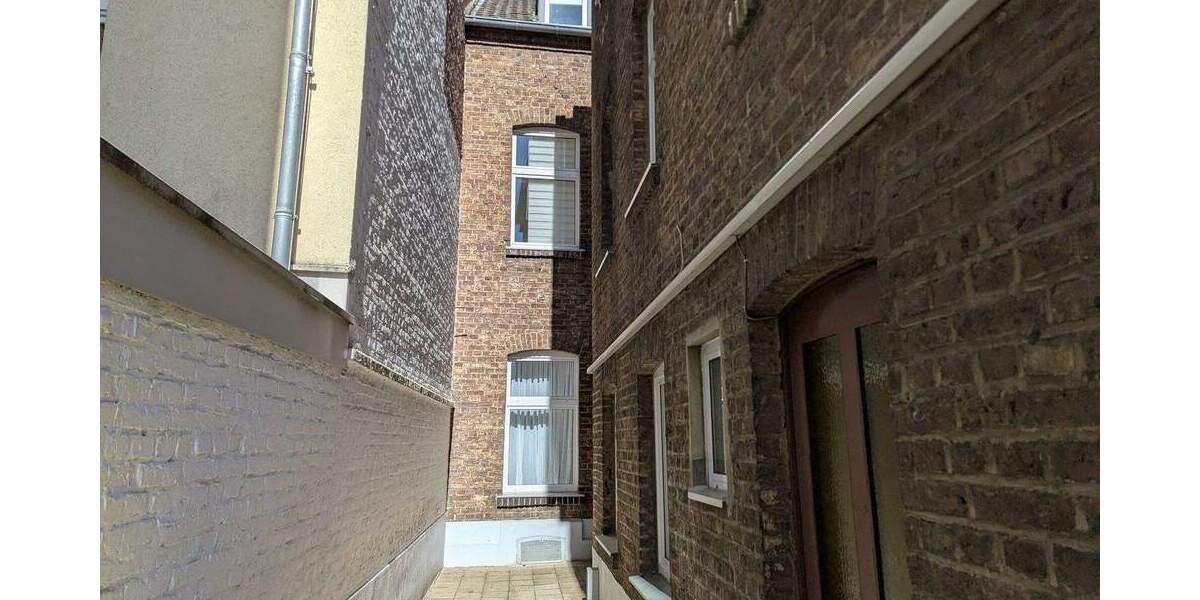 Mehrfamilienhaus, Wohnhaus Köln Lindenthal - 8 Zimmer, 211 m&sup2;, 1.350.000&euro; | Angebot:25779520