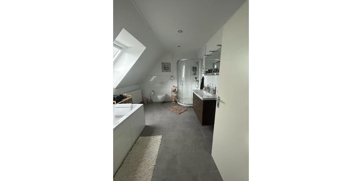 Maisonettenwohnung Bedburg - 3.5 Zimmer, 94 m&sup2;, 1.000&euro; | Angebot:25852015