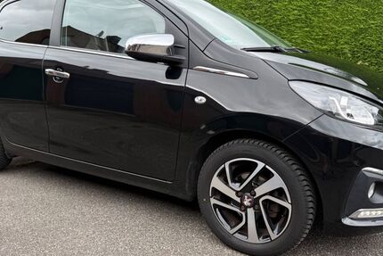 Peugeot 108 59.000 km 5.850 &euro; Grevenbroich 41516