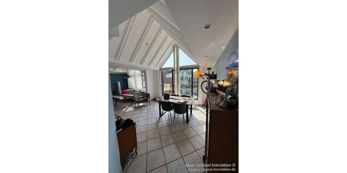 Etagenwohnung Köln Lindenthal - 2 Zimmer, 75 m&sup2;, 349.000&euro; | Angebot:23988475