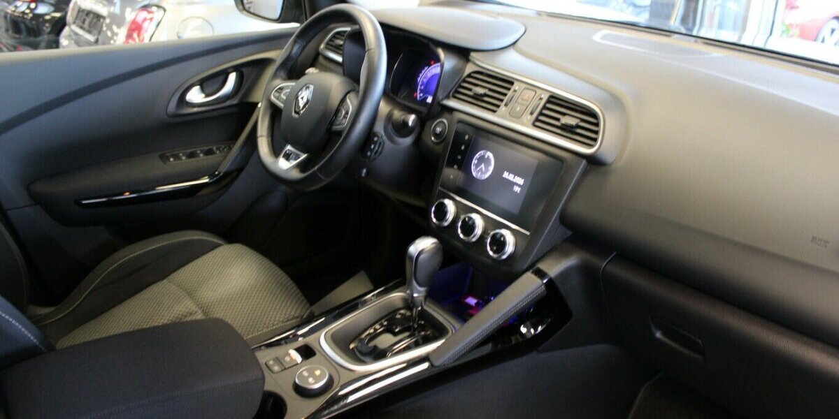 Renault Kadjar TCe 140 EDC GPF Business Edition 55.791 km 17.980 &euro; Euskirchen 53881