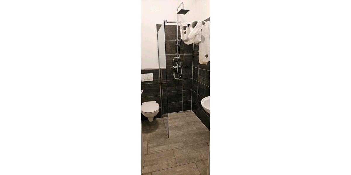 Etagenwohnung Düren Mariaweiler-Hoven - 6 Zimmer, 27 m&sup2;, 470&euro; | Angebot:24855320