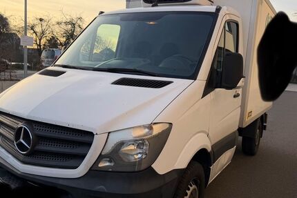 Mercedes-Benz Sprinter 379.000 km 7.550 &euro; Köln 51105