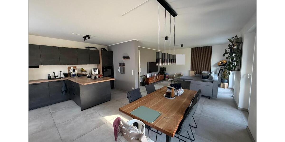 Erdgeschoßwohnung Jülich - 4 Zimmer, 110 m&sup2;, 1.840&euro; | Angebot:25640142