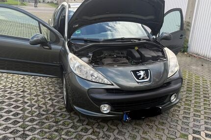Peugeot 207 99.201 km 3.700 &euro; Leverkusen 51381