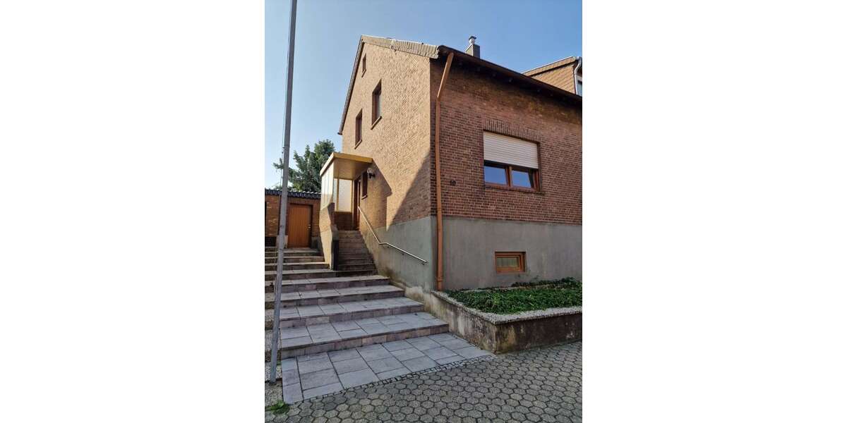 Einfamilienhaus Düren Mariaweiler-Hoven - 4 Zimmer, 115 m&sup2;, 1.170&euro; | Angebot:27135654