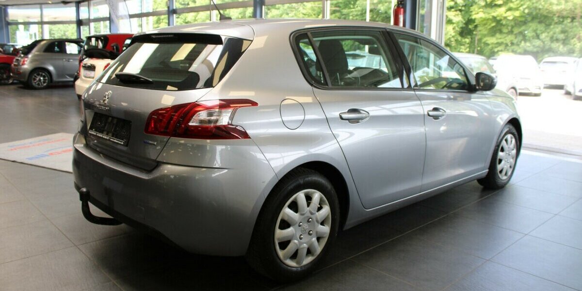 Peugeot 308 1.2 PureTech 110 Active - AHK - 71.312 km 9.980 &euro; Euskirchen 53881