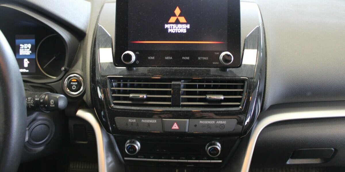 Mitsubishi Eclipse Cross Plug-In-Hybrid 4WD Basis 44.849 km 17.980 &euro; Euskirchen 53881